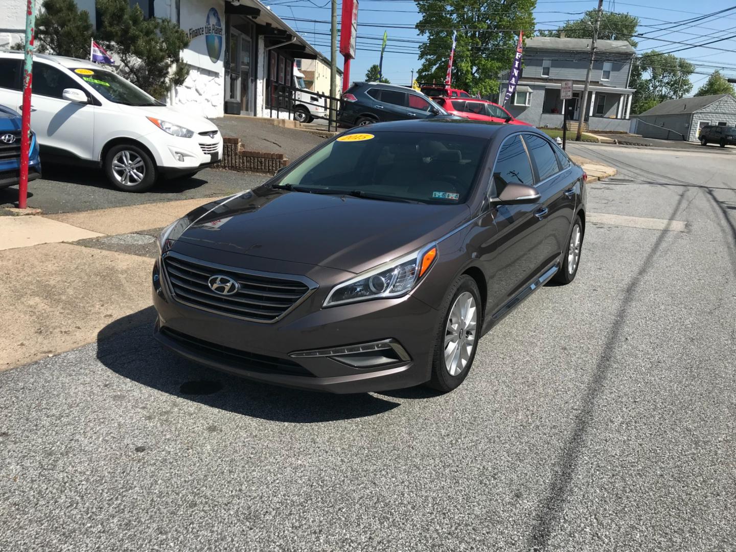 2015 Brown /Tan Hyundai Sonata LIMITED (5NPE34AF7FH) with an 2.4 V4 engine, Automatic transmission, located at 577 Chester Pike, Prospect Park, PA, 19076, (610) 237-1015, 39.886154, -75.302338 - 2015 Hyundai Sonata LIMITED: Backup camera, new PA inspection, SUPER CLEAN, runs LIKE NEW! This vehicle comes inspected and has been given a bumper to bumper safety check. It is very clean, reliable, and well maintained. We offer a unique pay plan that is known for being the easiest and fastest f - Photo#2